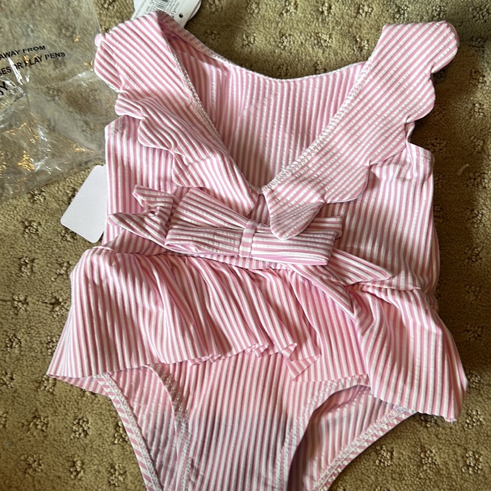 MudPie bathing suit - Picture 4 of 4
